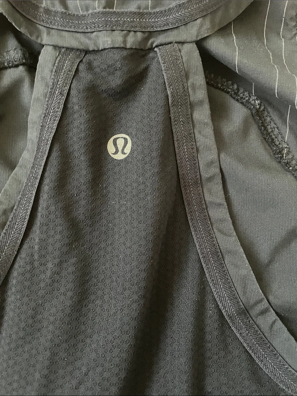 Lululemon Zip Front Vest in Black